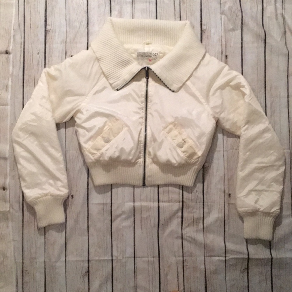 Guess by Marciano cropped, lightweight jacket